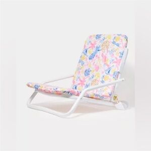 Lilly Pulitzer Beach Chair Barefoot Beachcomber NWT GWP